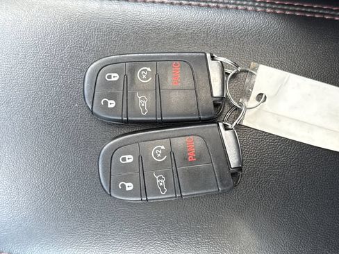 Used 2022 Dodge Durango R/T w/ Blacktop Package AWD/4WD image 29