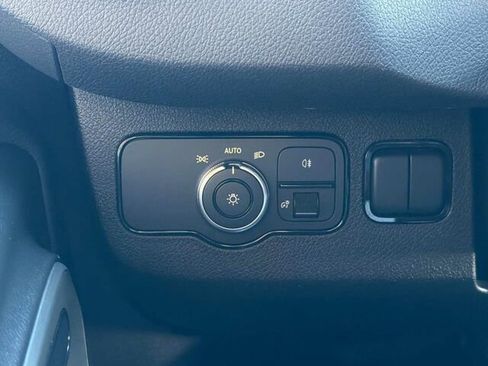 Used 2024 Mercedes-Benz Sprinter 2500 image 30