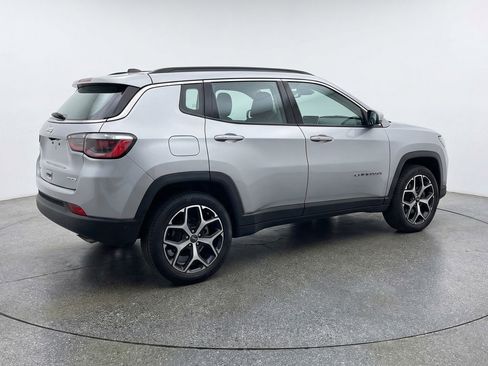 Used 2025 Jeep Compass Limited AWD/4WD image 9