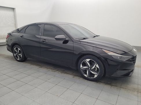 Used 2023 Hyundai Elantra SEL w/ Convenience Package image 11