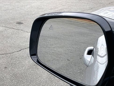 Used 2023 Kia Sorento SX image 31