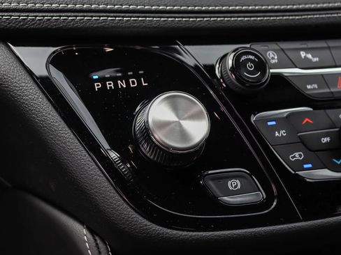 New 2026 Chrysler Pacifica Limited w/ S Appearance Package FWD image 23
