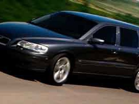 Used 2004 Volvo V70 2.4 FWD image 1