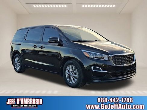 Used 2019 Kia Sedona L image 1