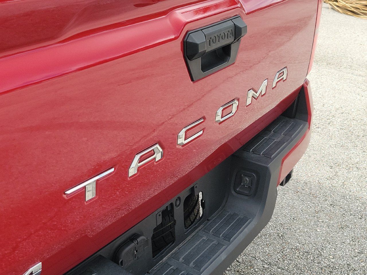 Used 2026 Toyota Tacoma SR5 AWD/4WD image 6