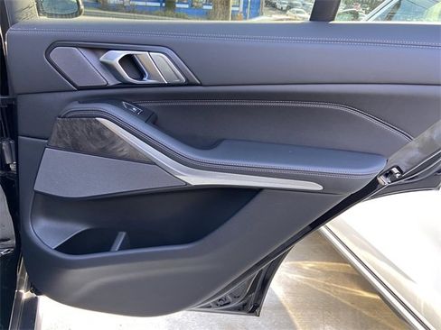 Certified 2024 BMW X5 xDrive40i w/ Premium Package image 29