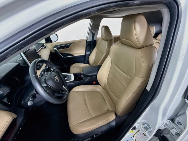 Used 2022 Toyota RAV4 Limited AWD/4WD image 5