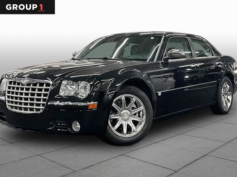Used 2005 Chrysler 300 C w/ Navigation & Sound Group II RWD image 1