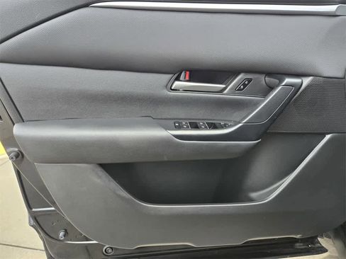 Used 2024 MAZDA CX-50 AWD 2.5 S w/ Preferred Package image 17