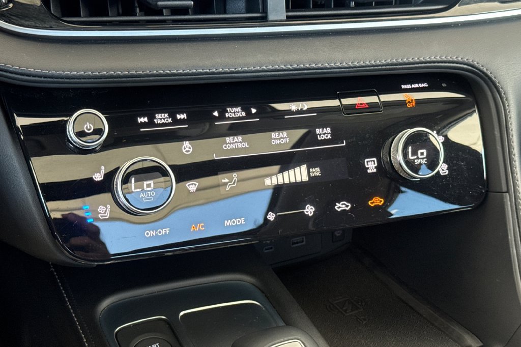 Certified 2025 INFINITI QX60 Luxe FWD image 20