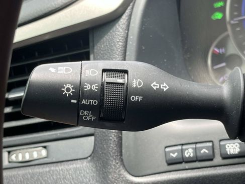 Used 2022 Lexus RX 450h AWD w/ Premium Package image 40