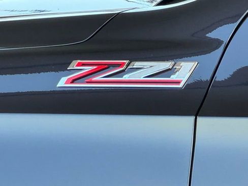 Used 2024 Chevrolet Suburban Z71 w/ Z71 Off-Road Package image 5