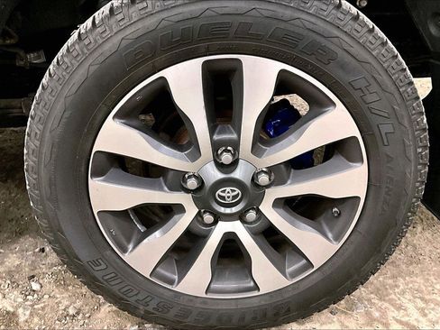 Used 2019 Toyota Tundra SR5 image 8