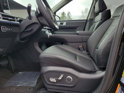 New 2026 Hyundai Santa Fe Limited AWD/4WD image 16