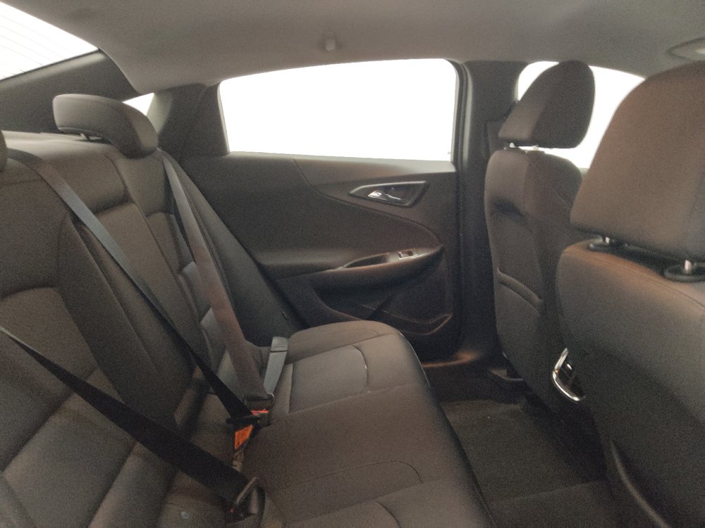 Used 2018 Chevrolet Malibu LT FWD image 19