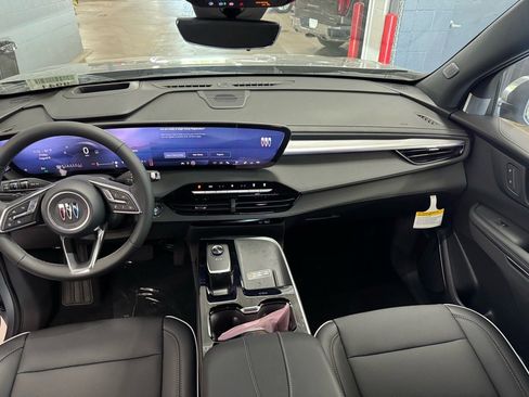 New 2026 Buick Enclave Preferred w/ Power Package image 12