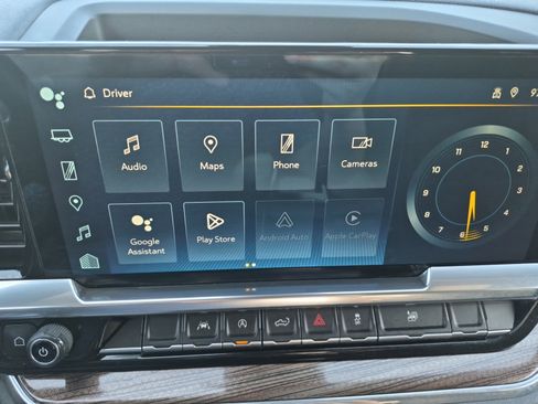 Used 2023 Chevrolet Silverado 1500 LT w/ Protection Package AWD/4WD image 16