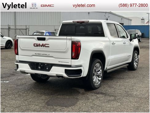Used 2024 GMC Sierra 1500 Denali w/ Denali Reserve Package image 3
