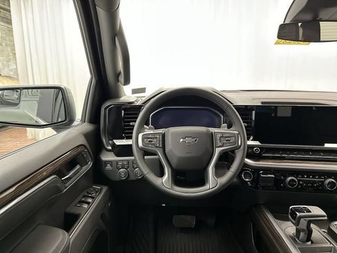 New 2026 Chevrolet Silverado 1500 RST AWD/4WD image 12