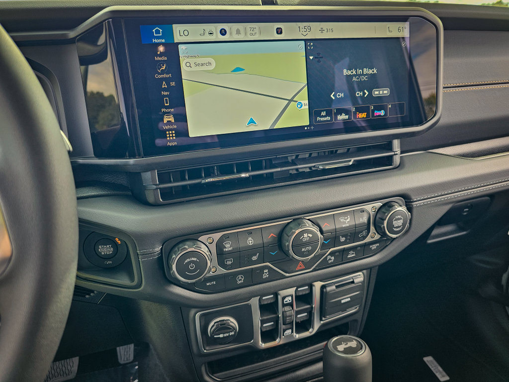 New 2027 Jeep Wrangler Unlimited Sahara AWD/4WD image 20