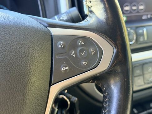 Used 2020 Chevrolet Colorado LT w/ LT Convenience Package image 12