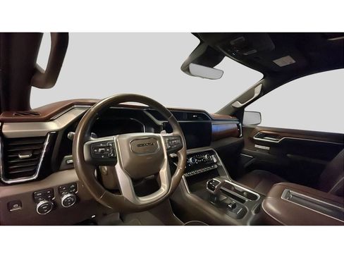 Used 2022 GMC Sierra 1500 Denali w/ Denali Reserve Package AWD/4WD image 11