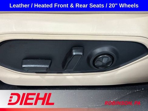 Used 2023 Jeep Grand Cherokee Limited w/ MOPAR Finishing Package AWD/4WD image 21