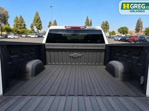 Used 2022 Chevrolet Silverado 1500 LT w/ Protection Package RWD image 18