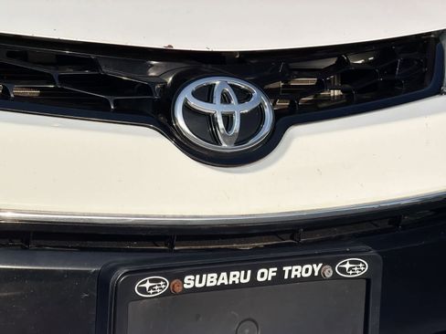 Used 2015 Toyota Corolla S Premium image 12