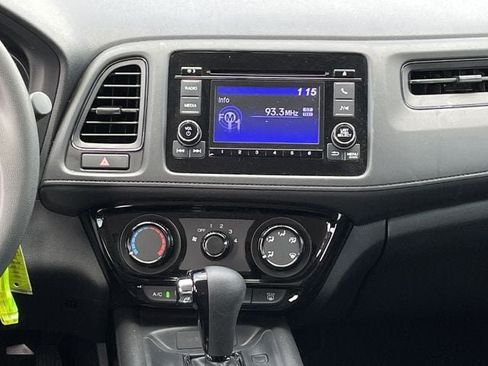 Used 2022 Honda HR-V LX image 15