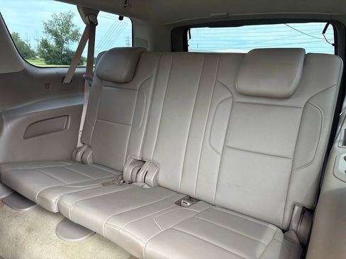 Used 2016 Chevrolet Suburban LTZ AWD/4WD image 16