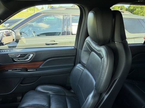Used 2024 Lincoln Navigator Reserve AWD/4WD image 25