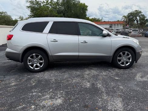 Used 2010 Buick Enclave CXL w/ Trailering Provision Package FWD image 38