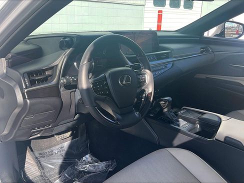 Used 2019 Lexus ES 350 image 18
