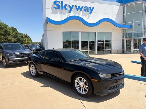 Used 2014 Chevrolet Camaro LS RWD image 1