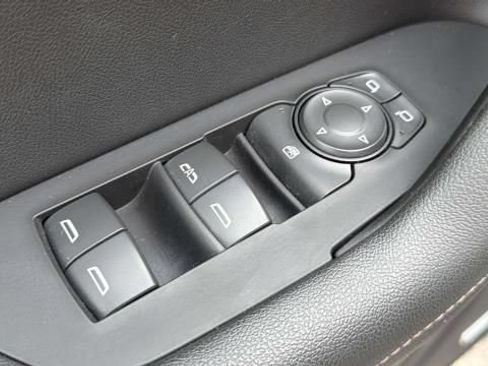 Certified 2022 Chevrolet Blazer Premier w/ Enhanced Convenience Package AWD/4WD image 27