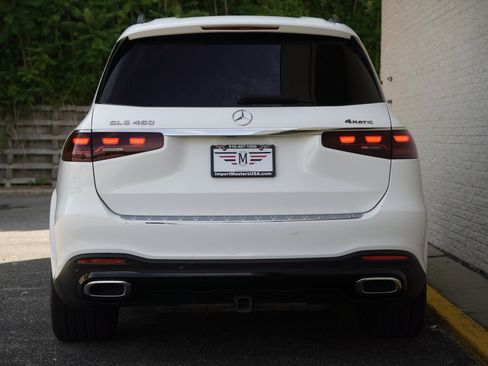 Used 2024 Mercedes-Benz GLS 450 4MATIC w/ AMG Line Exterior image 5