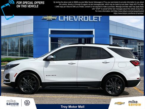 Certified 2023 Chevrolet Equinox RS FWD image 2