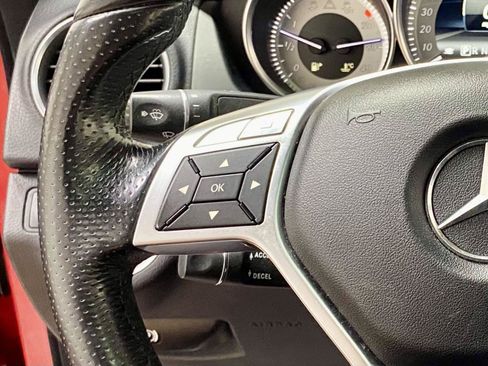 Used 2013 Mercedes-Benz C 250 Sedan image 22