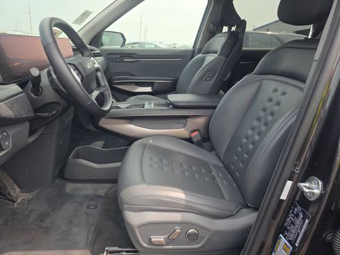 Used 2024 Kia EV9 Wind AWD/4WD image 7