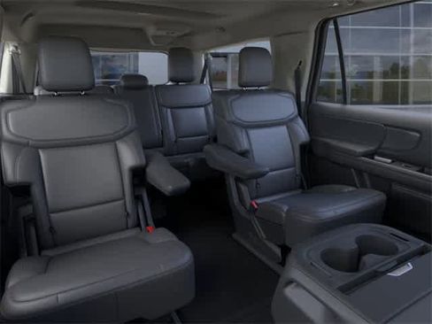 New 2025 Ford Expedition Max Active image 11