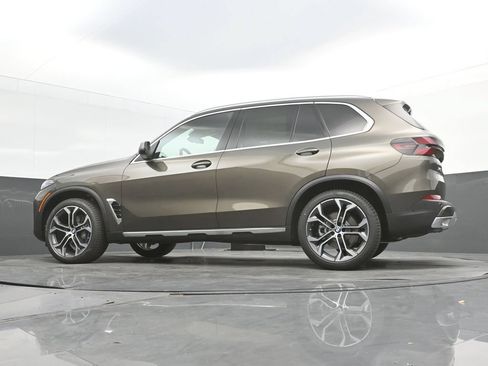 New 2026 BMW X5 xDrive40i AWD/4WD image 43