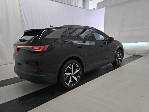 Used 2023 Volkswagen ID.4 Pro S image 3