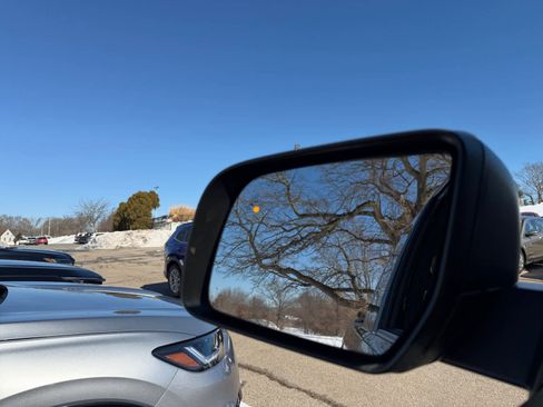 Used 2020 Ford Ranger XLT w/ Equipment Group 301A Mid image 21