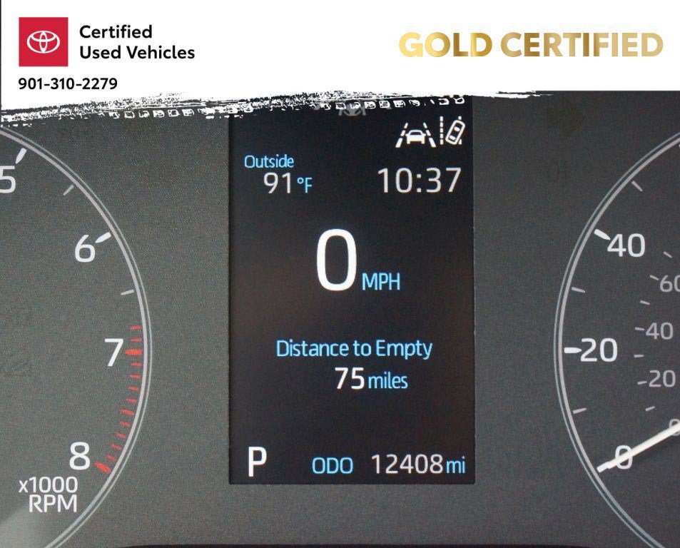 Used 2025 Toyota Corolla LE FWD image 4