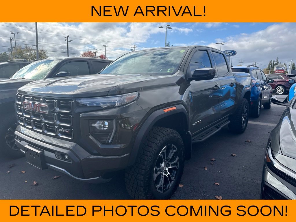 Used 2023 GMC Canyon AT4 w/ AT4 Premium Package AWD/4WD image 2
