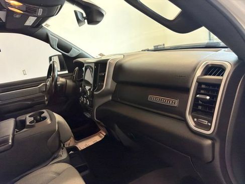 Used 2021 RAM 1500 Big Horn AWD/4WD image 35