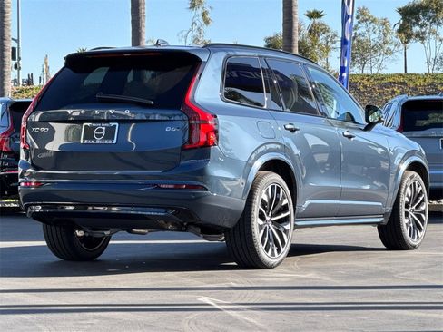 New 2026 Volvo XC90 B6 Ultra w/ Lounge Package image 5