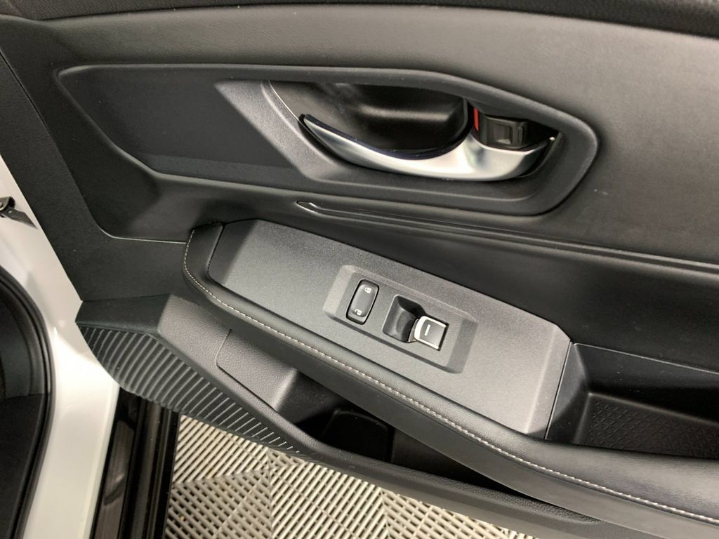 Used 2023 Honda Accord Sport image 37