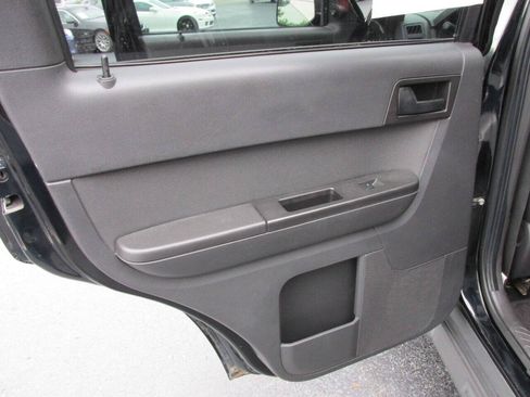 Used 2012 Ford Escape XLT FWD image 36